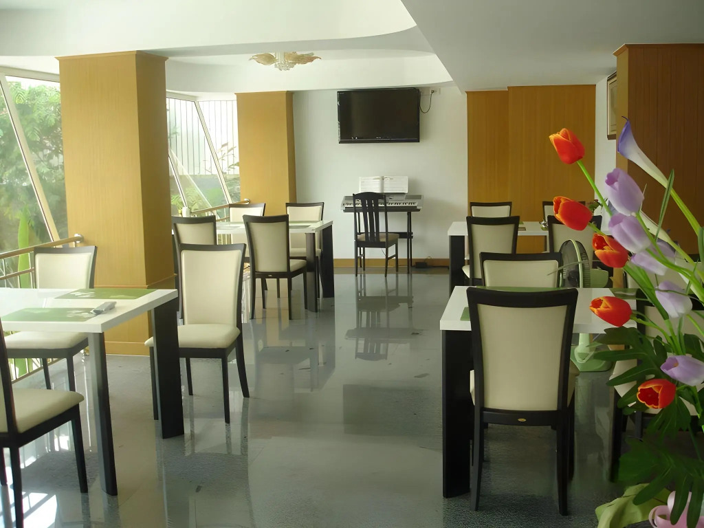 Diamond Sweet Hotel