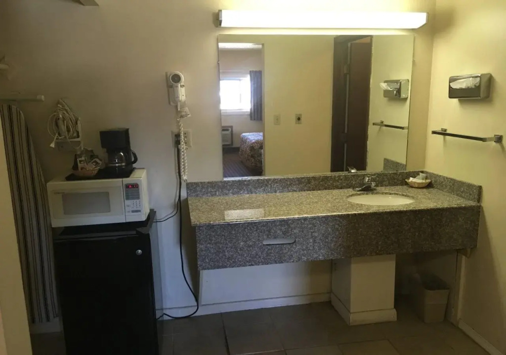 Budget Inn Lafonda Motel