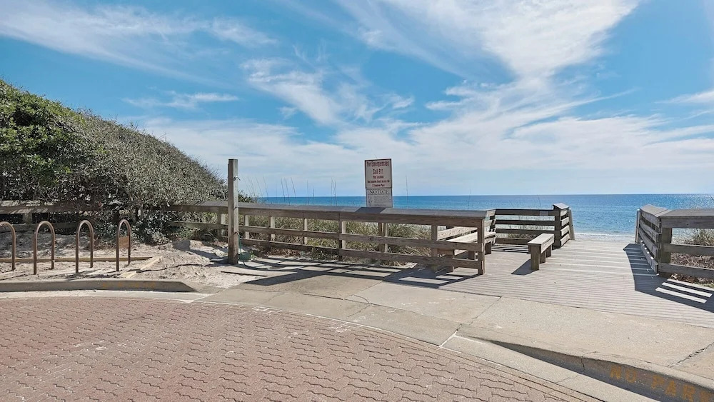 3 Minutes to Beach, Easy Walk to Dining & Shopping in Seagrove - 2 Pools