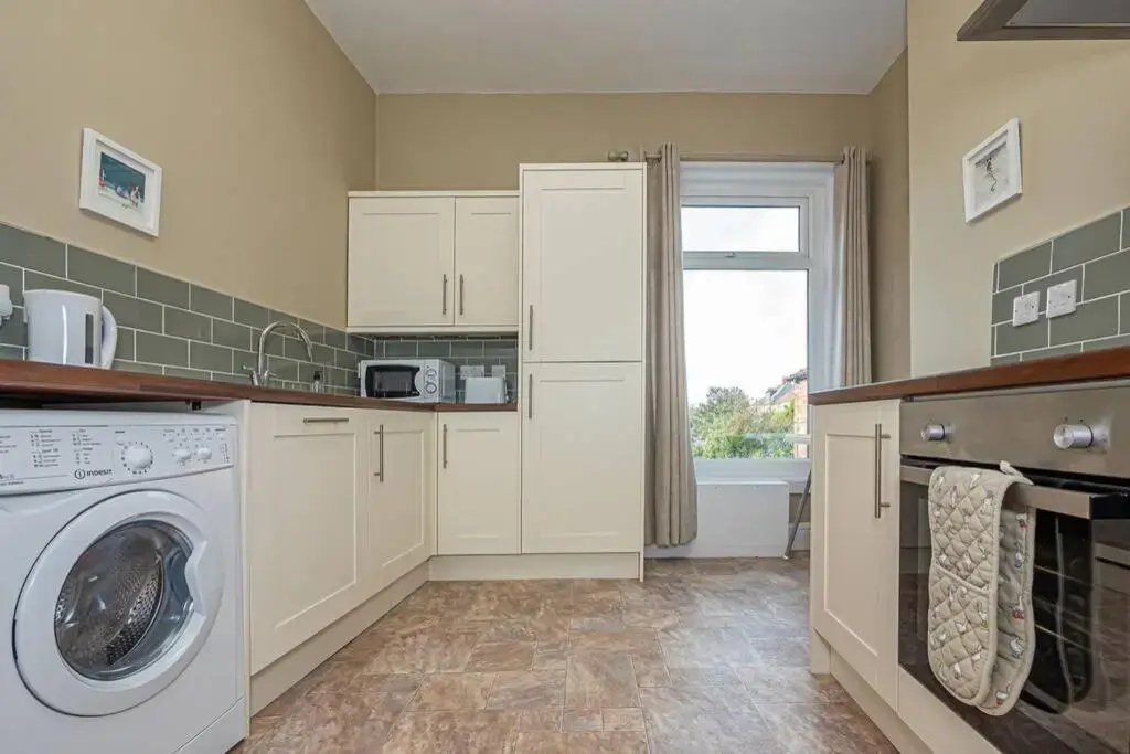 Hornsea Retreat Close to Sea - Sleeps 5