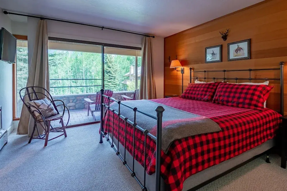 Snowcreek Condominiums 1579 2 Bedrooms 2 Bathrooms Condo