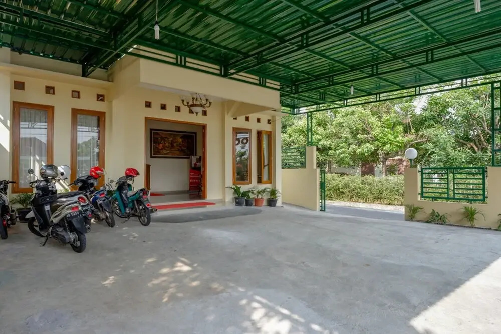 Wisma Taman Sari by RedDoorz