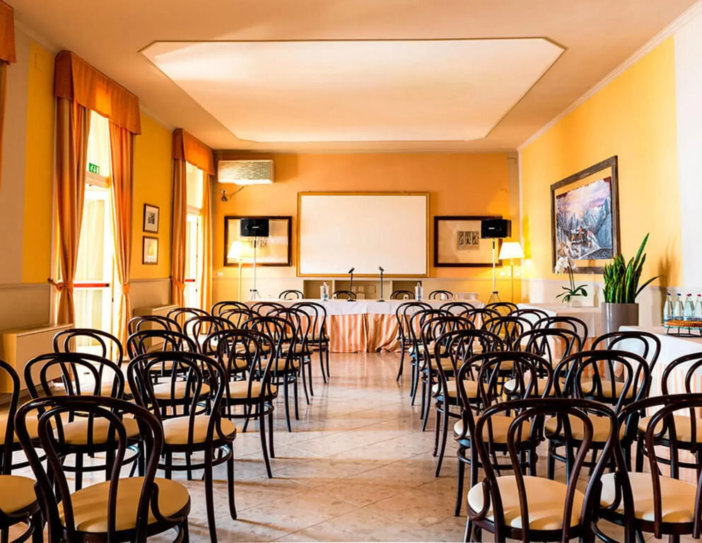 Hotel Royal Victoria, by R Collection Hotels