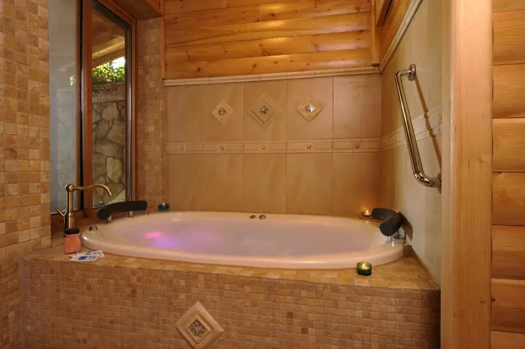 Ohn-Bar Guesthouse