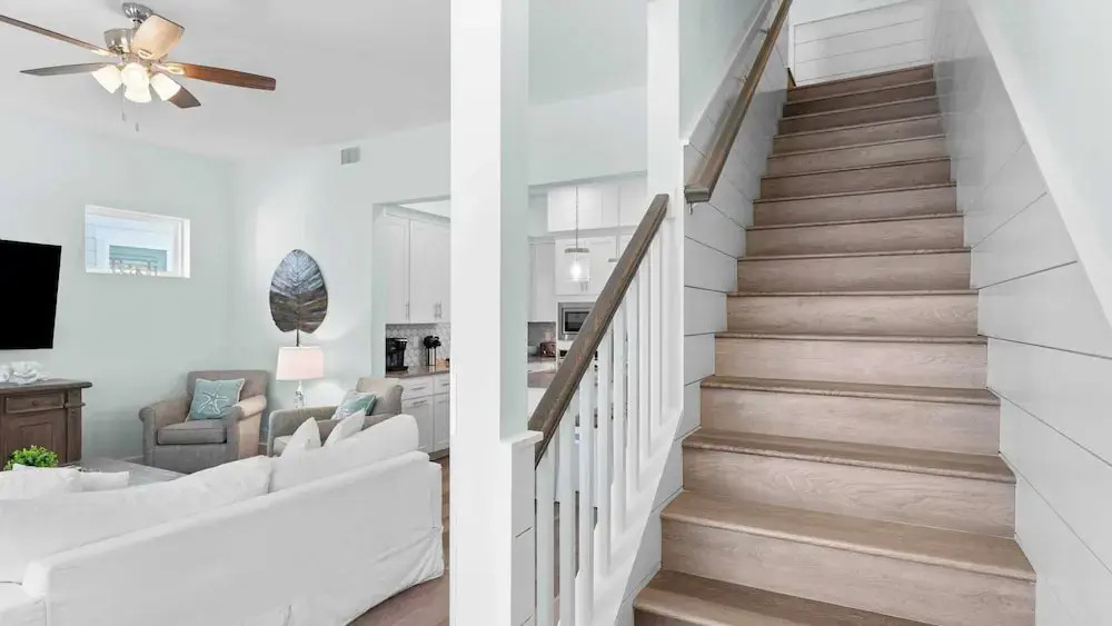 Constant Getaway by Avantstay 30A Coastal Retreat Outdoor Lounge, Golf Cart, Bikes + Near Beach
