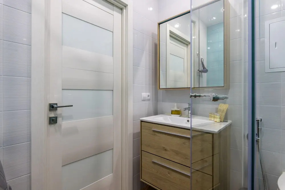 One Bedroom Luxury Apartment-Двухкомнатная квартира у метро Фрунзенская