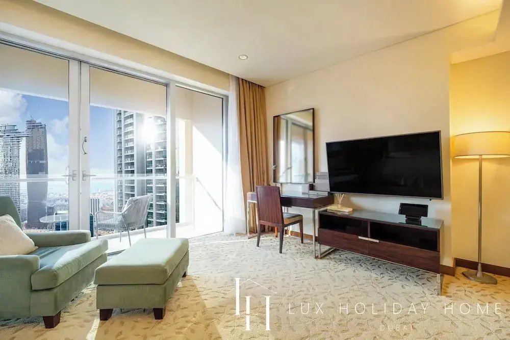 LUX | The EMAAR Fashion Avenue Studio