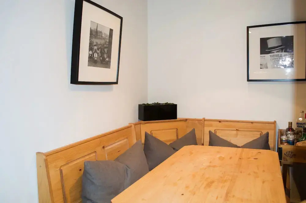 Cosy 1 Bedroom Home in the Heart of the Old Town