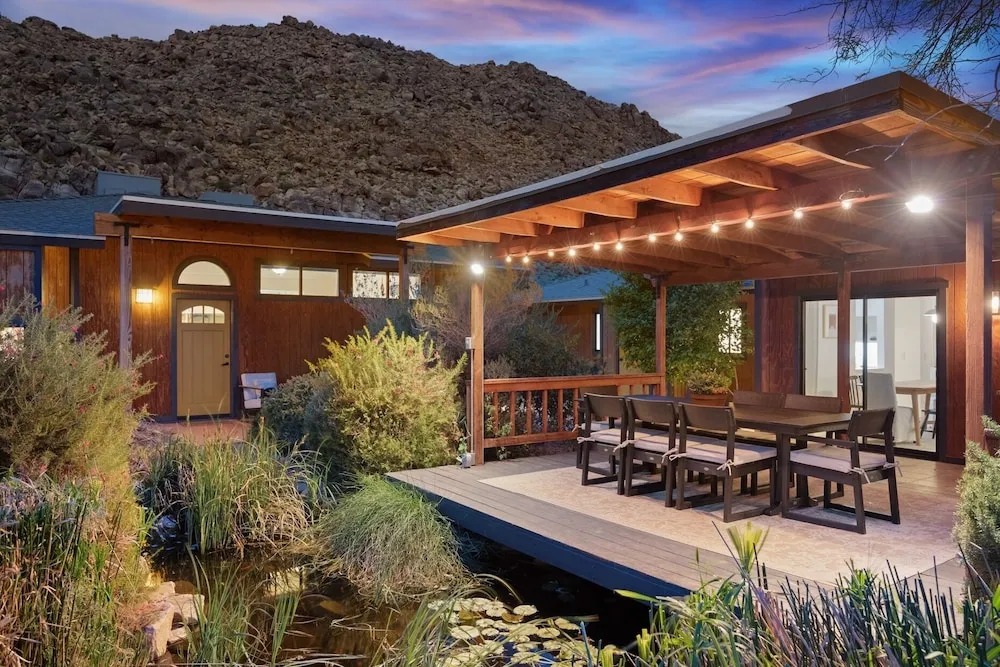 Moonbeam Mountain - Stylish Home W/private Boulders + Hot Tub! 4 Bedroom Home by RedAwning