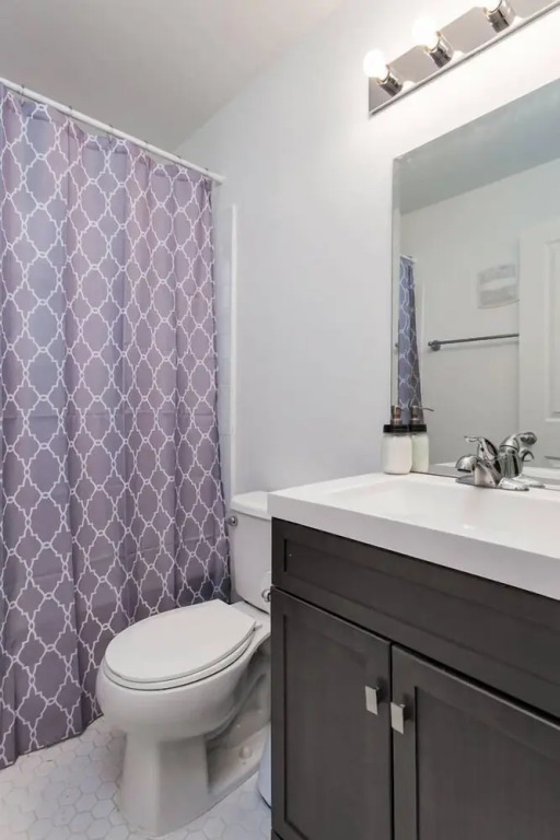 10 BRs Comprised of 2 5BR Suites by Domio