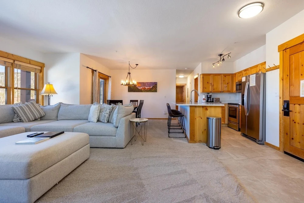 Tenderfoot 2616 2 Br condo by RedAwning