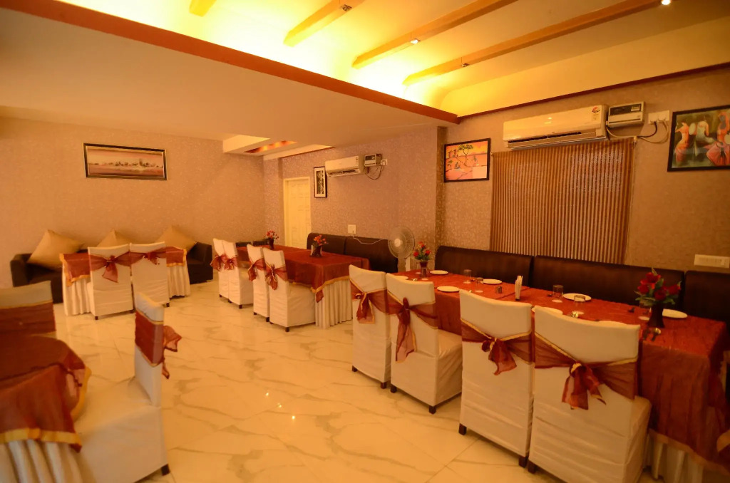 Hotel La Vista Karol Bagh New Delhi