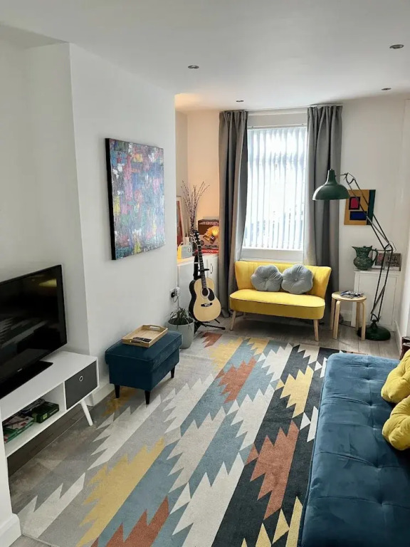 Cosy 2-bed House Close to Belfast City Centre