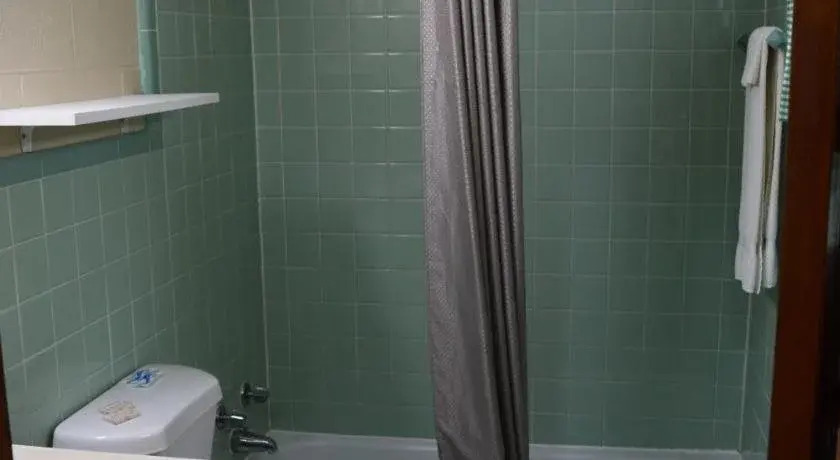 Economy Inn