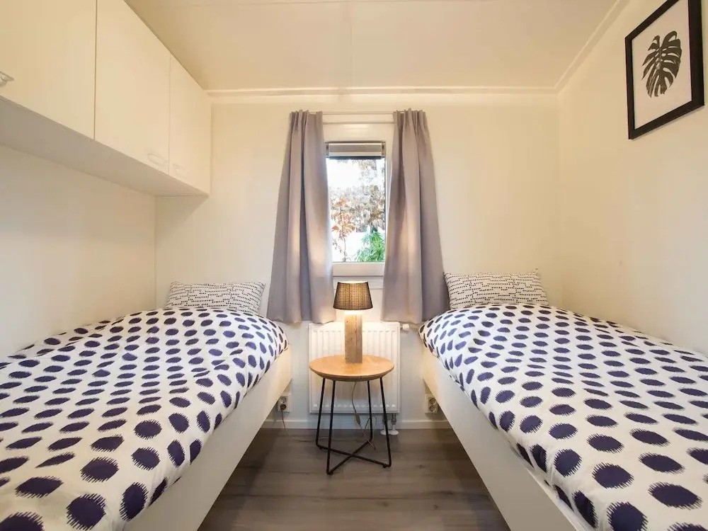 Modern Chalet Near De Veluwe National Park