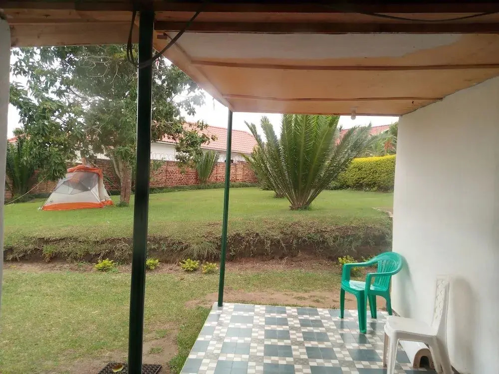 Maasai Backpackers Home