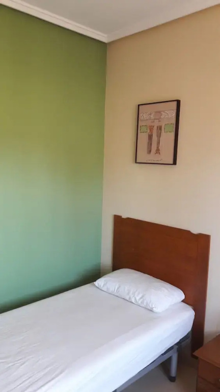 Spacious Bungalow in Quesada for 6