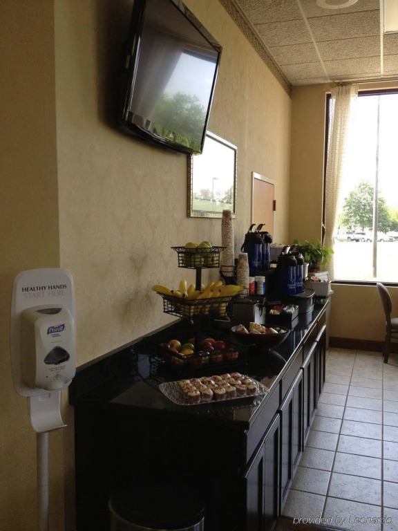 Best Western Inn & Suites Monroe