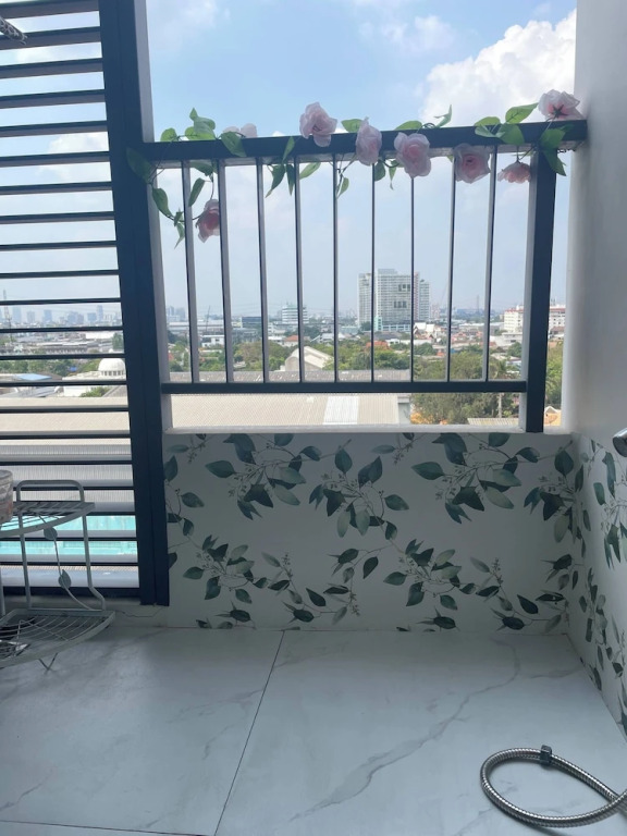 Cozy 1-bedroom Apartment in Bangsue, Bangkok