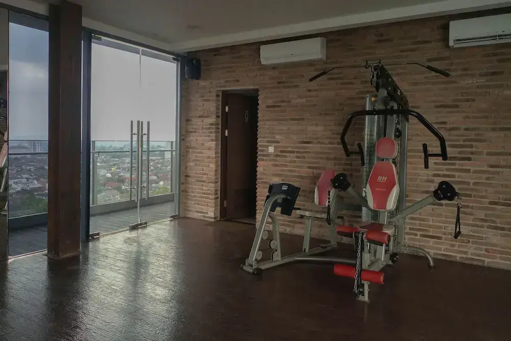Comfortable And Homey 1Br At Uttara The Icon Apartment