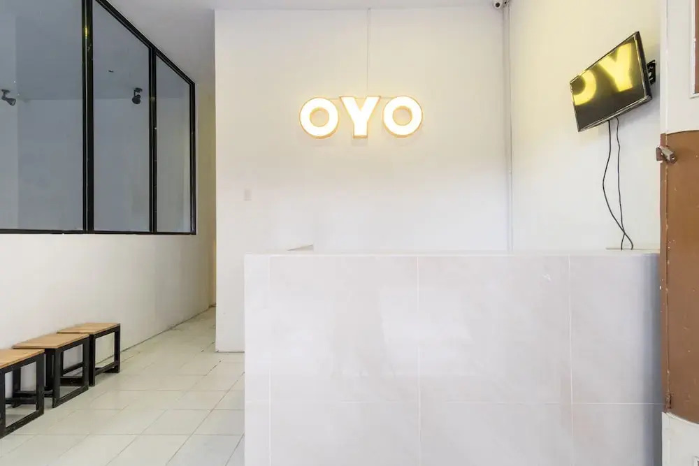 835 Metropolitan Home Stay