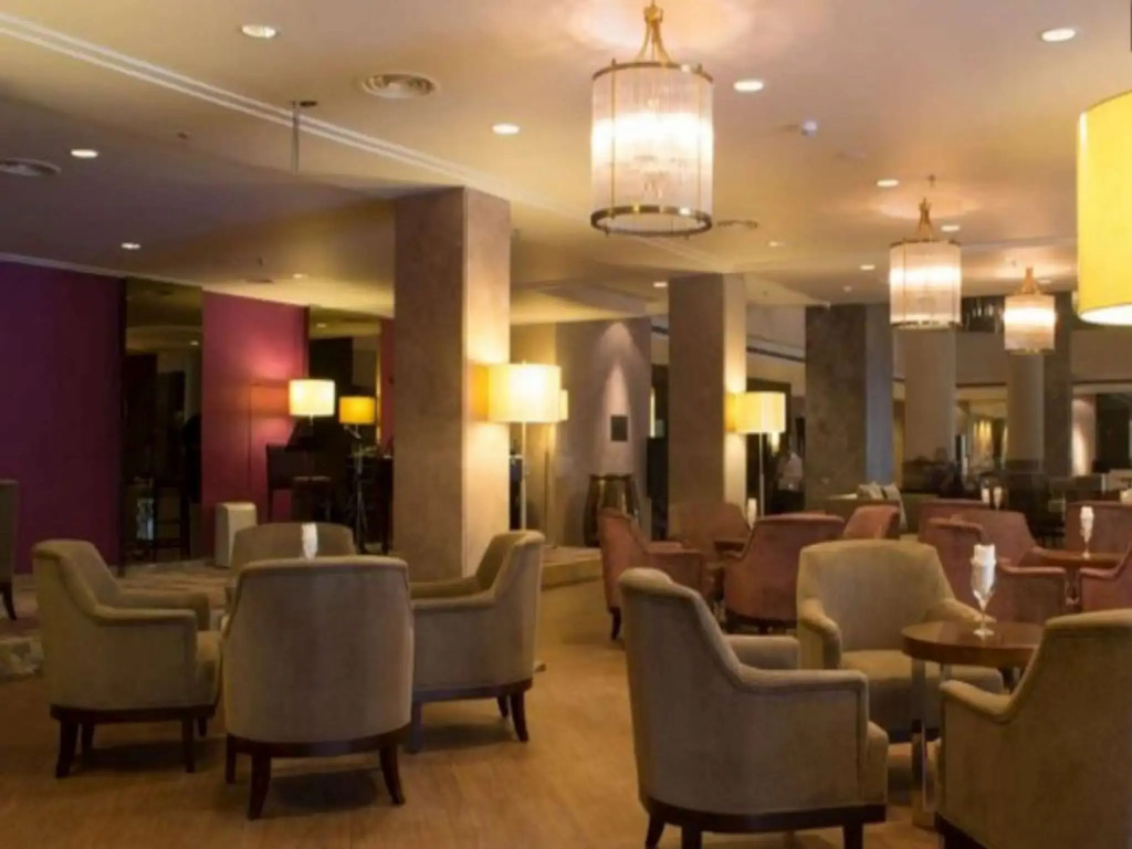 I Hotel Batam