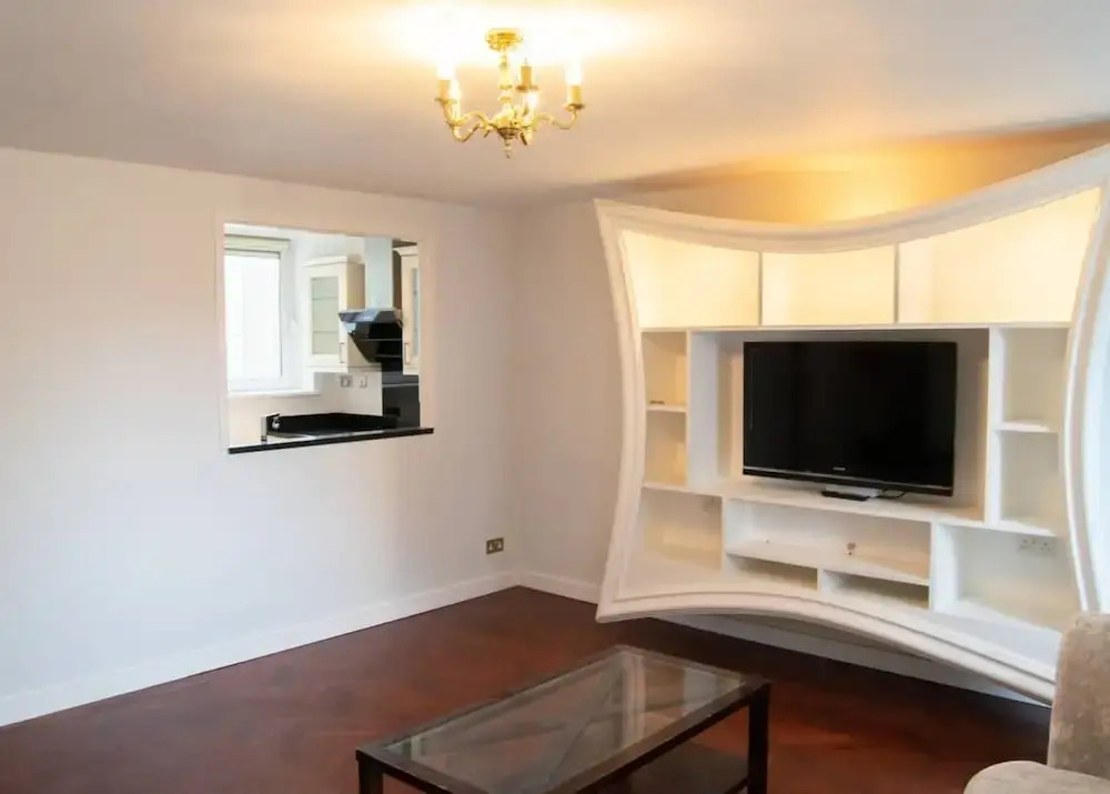 Spacious Holborn Apartment Close to Tube