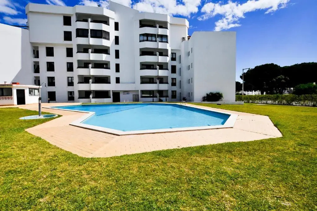 T1 Tenis Golf Mar- Marina de Vilamoura- Piscina
