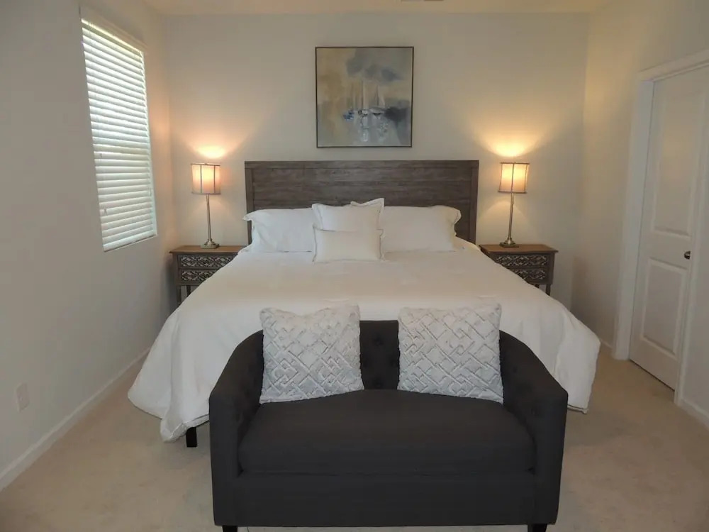 4758 Cloisters Lane