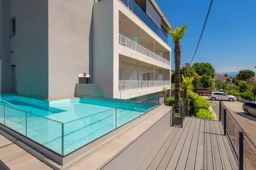 Apartments Rona Ičići