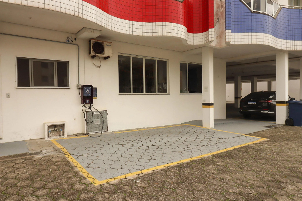Lindo Apartamento Frente Piscina Com Wi Fi   Hb19f