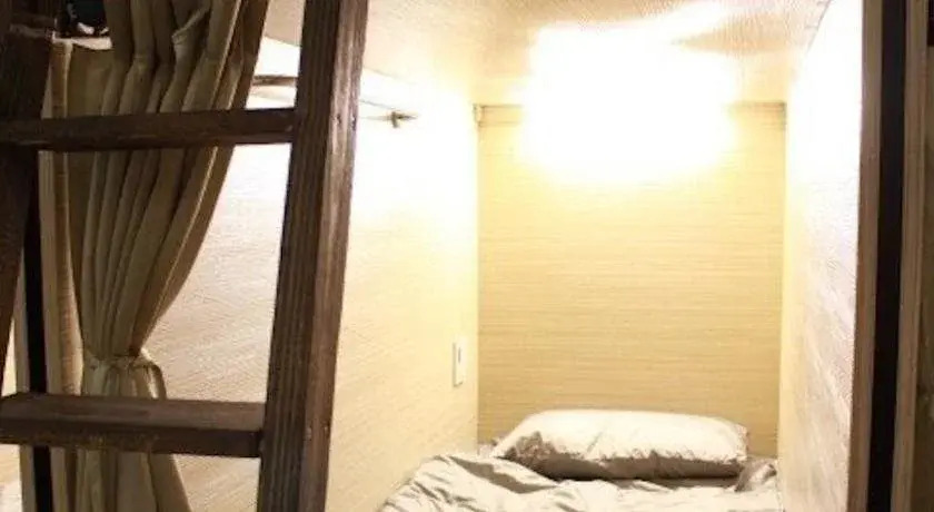 FC Hostel-Ruifang Station