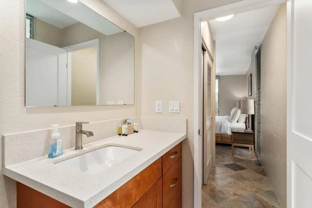 Big Island Keauhou Akahi 408 2 Bedroom Condo