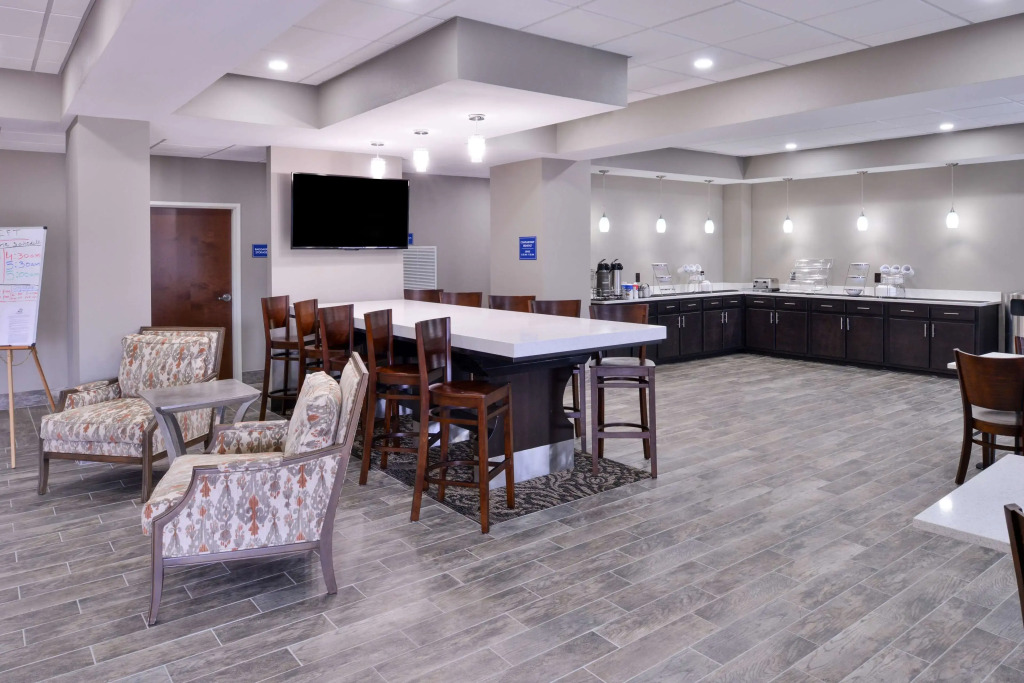Americas Best Value Inn & Suites