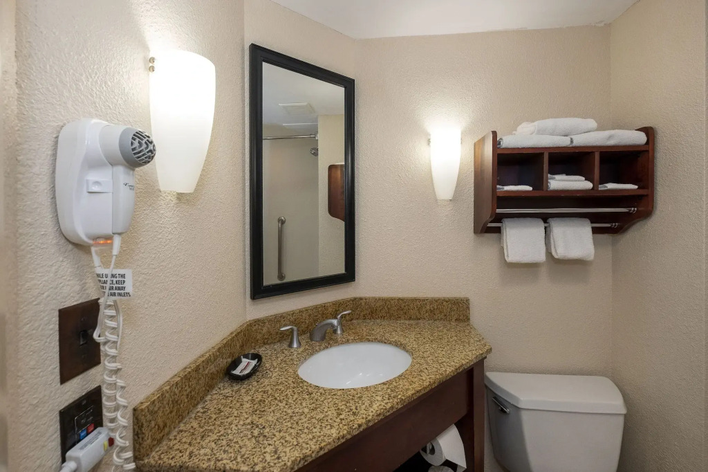 Red Roof Inn Meriden - CT