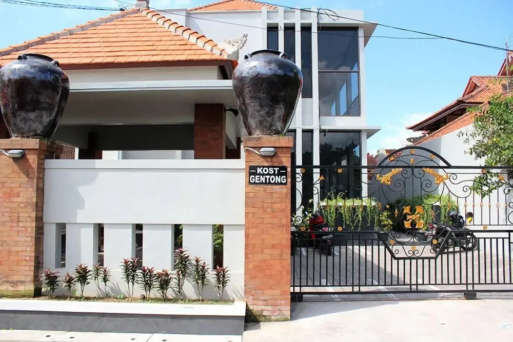 Gentong Kost