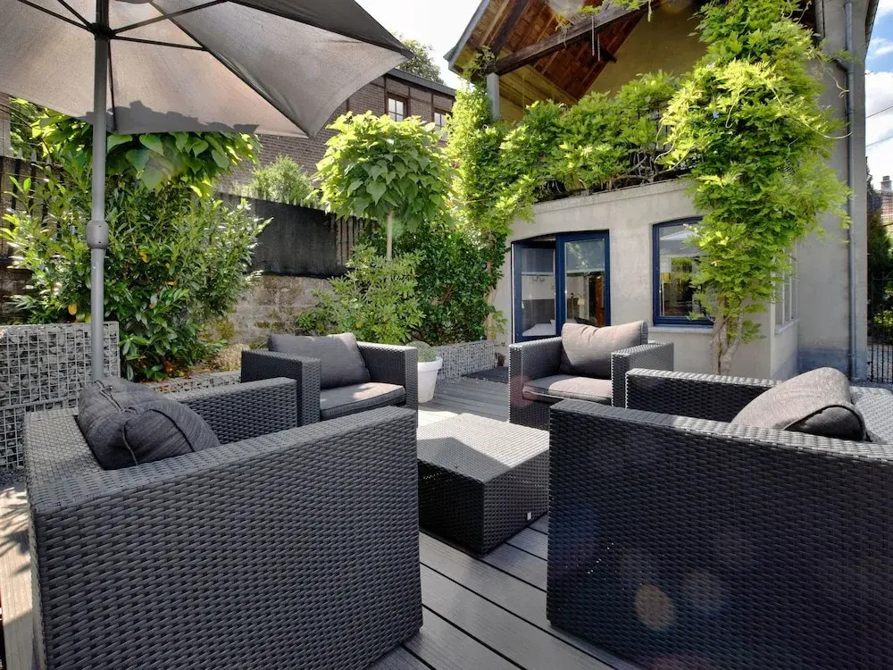 A Beautifully Furnished, Traditional Holiday Home