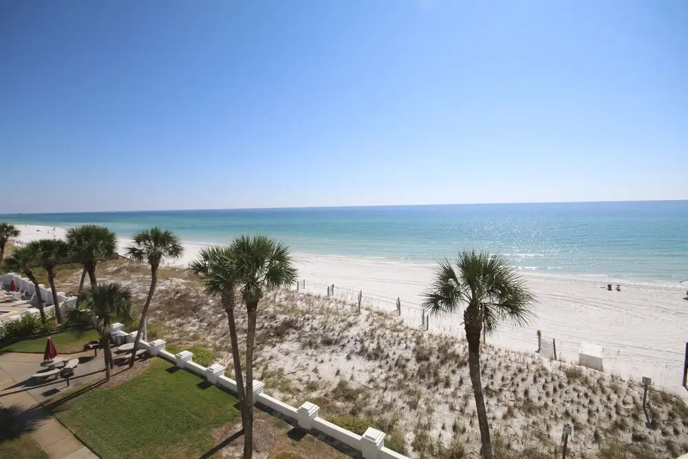 449 El Matador 2 Bedroom Condo by RedAwning
