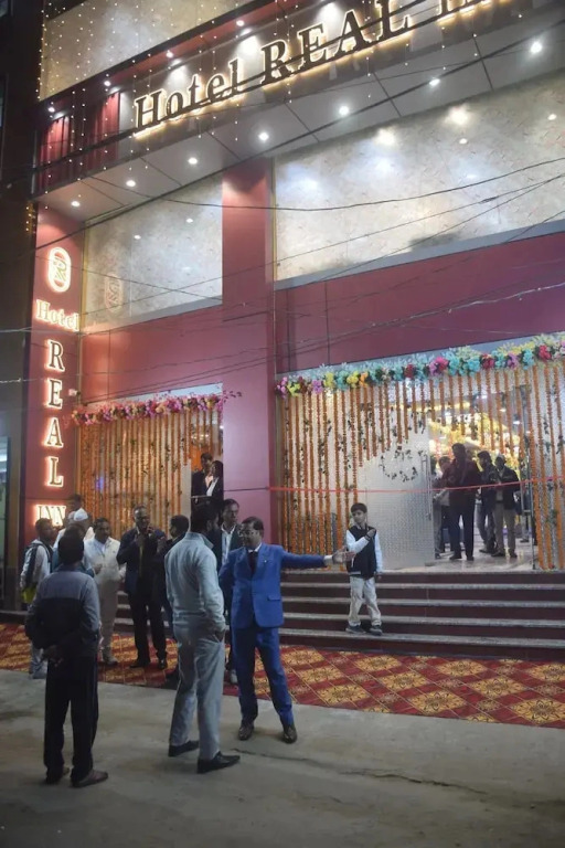 HOTEL REAL Inn