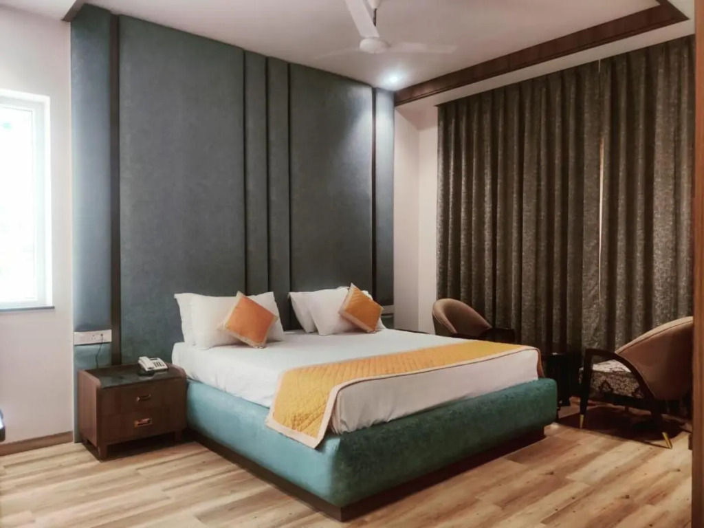 Nirvana Grand Hotel & Resort