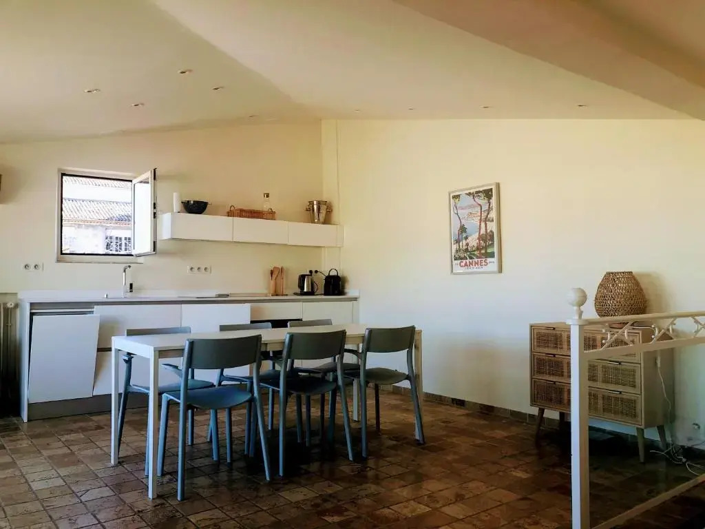 Citilet 5 Cosy apartment with balcony and sea view