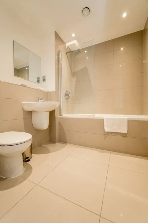 Hybrid Resi - London, Greenwich near O2 Arena