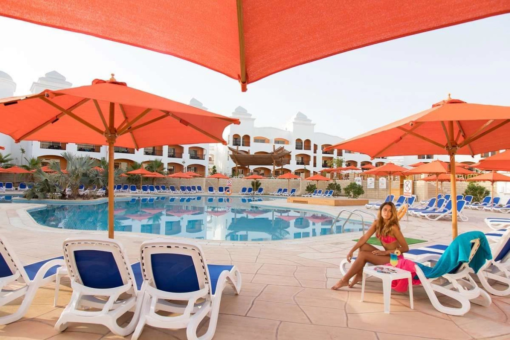 Naama Waves Hotel