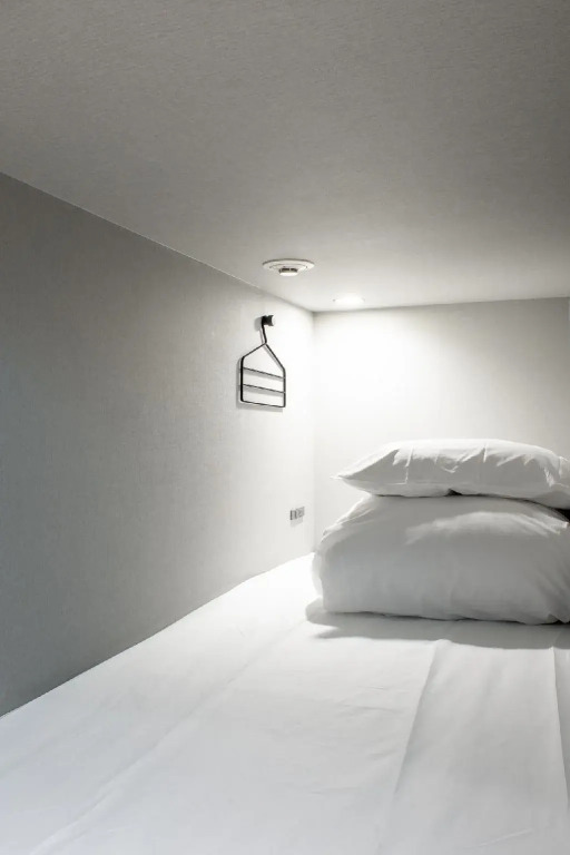 F.concept - Hostel
