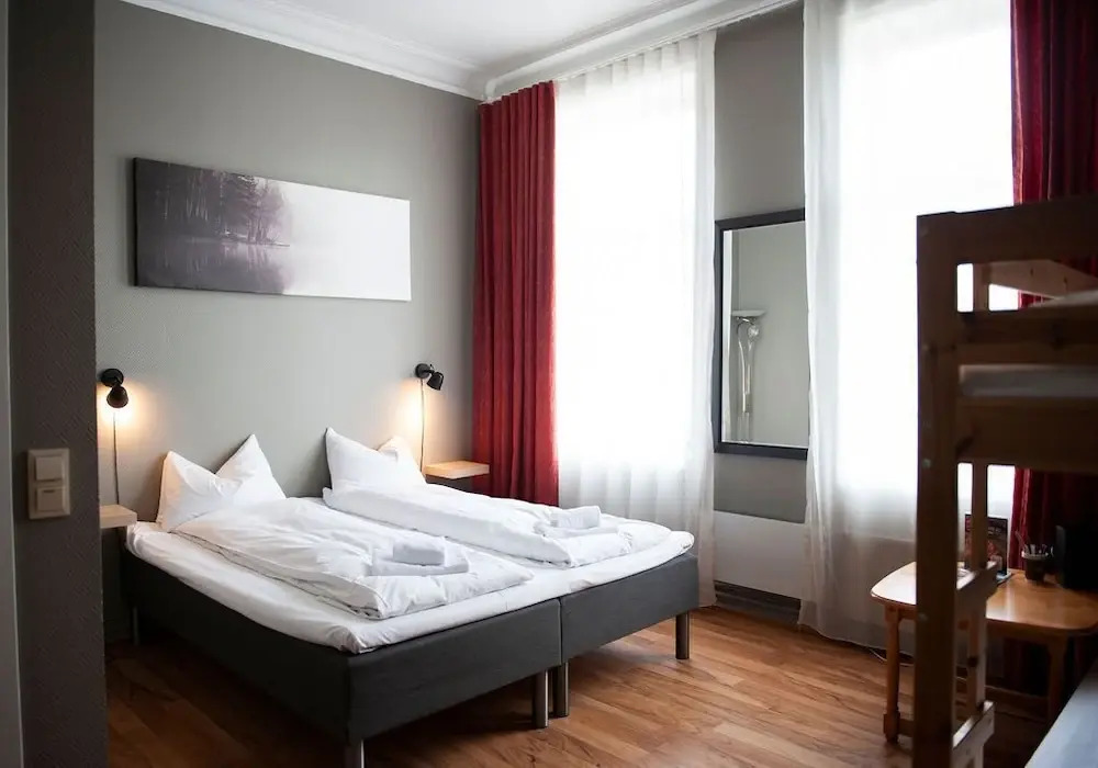 Henriks Hotell