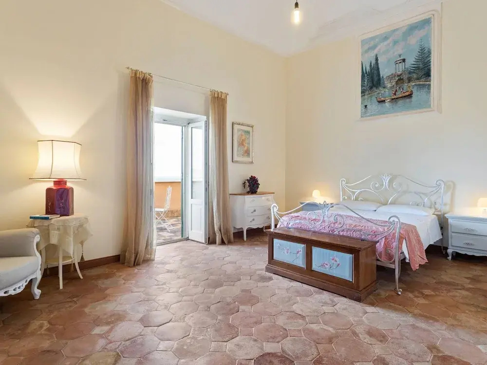 Enticing Holiday Home in Portella di Mare Near Sea Beach