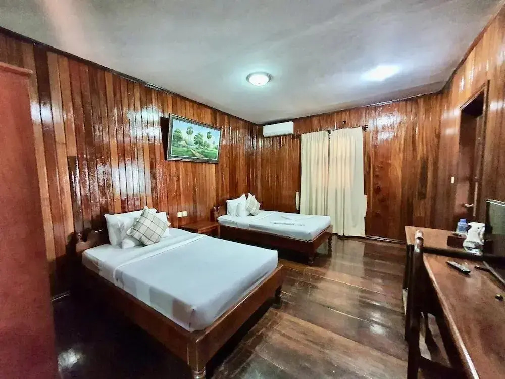 Sam Moon's Hotel Angkor