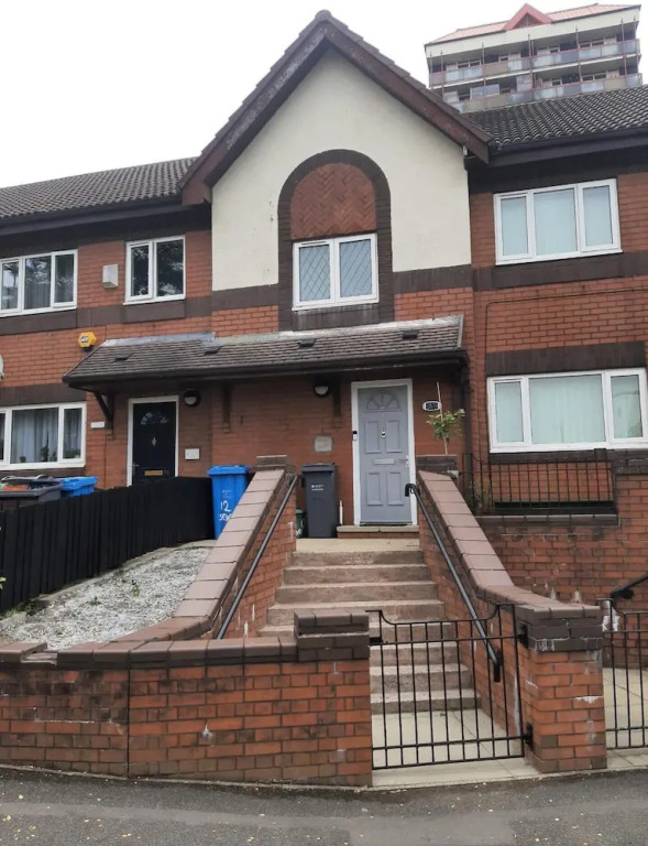Beautiful 1-bed House by Manchester City Stadium