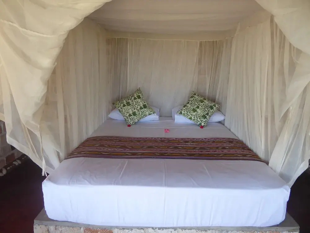 Utopia Rote Lodge