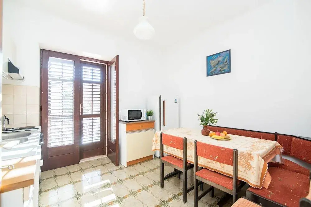 Apartment Mirjana